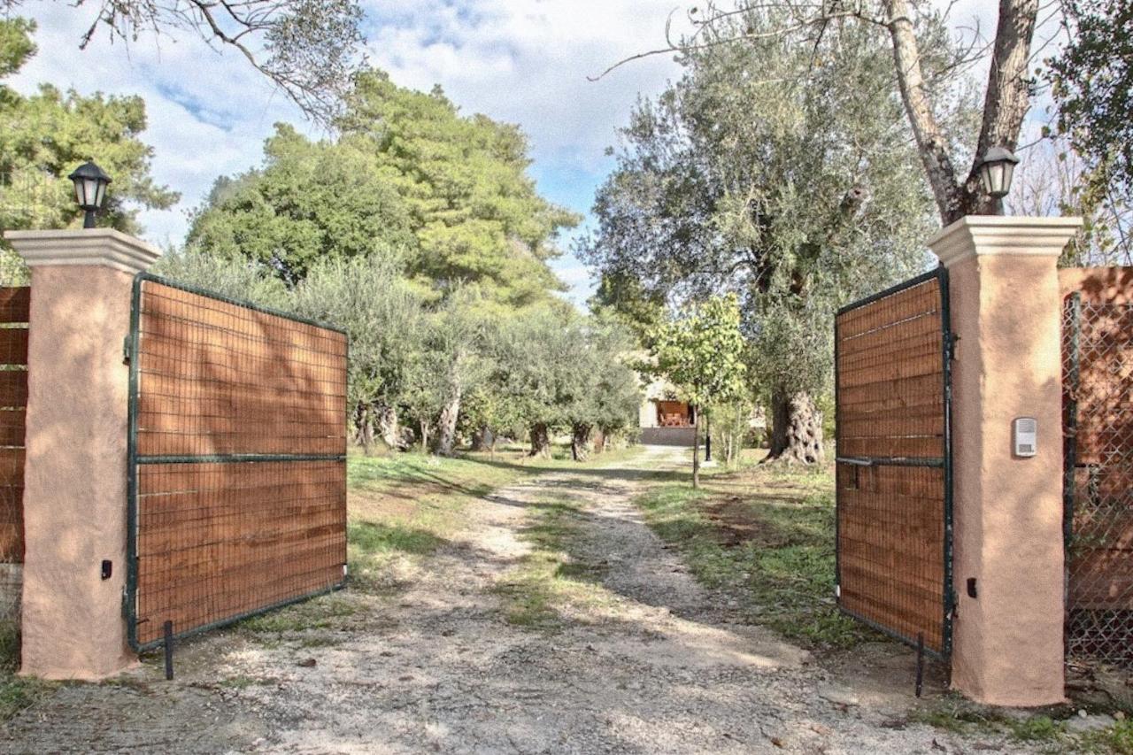 Ktima Loumoumba, Private Villa Gouviá Exterior foto
